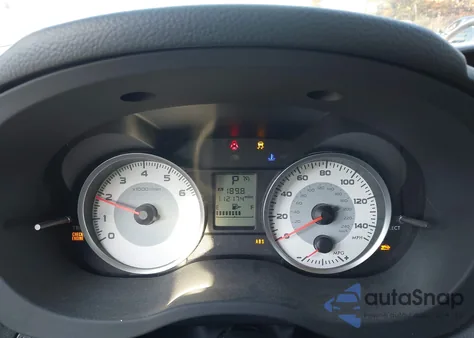 2013 Subaru Impreza 2.0I Premium из США, поврежденный, VIN JF1GJAC63DH032195